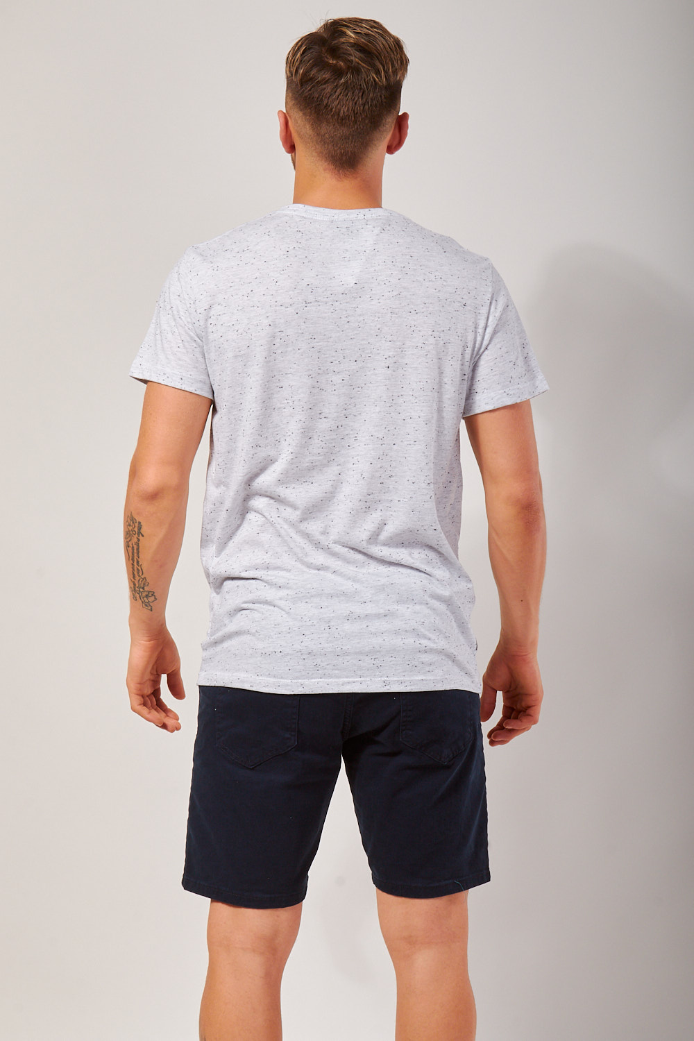 REMERA VOLT REMERA VOLT