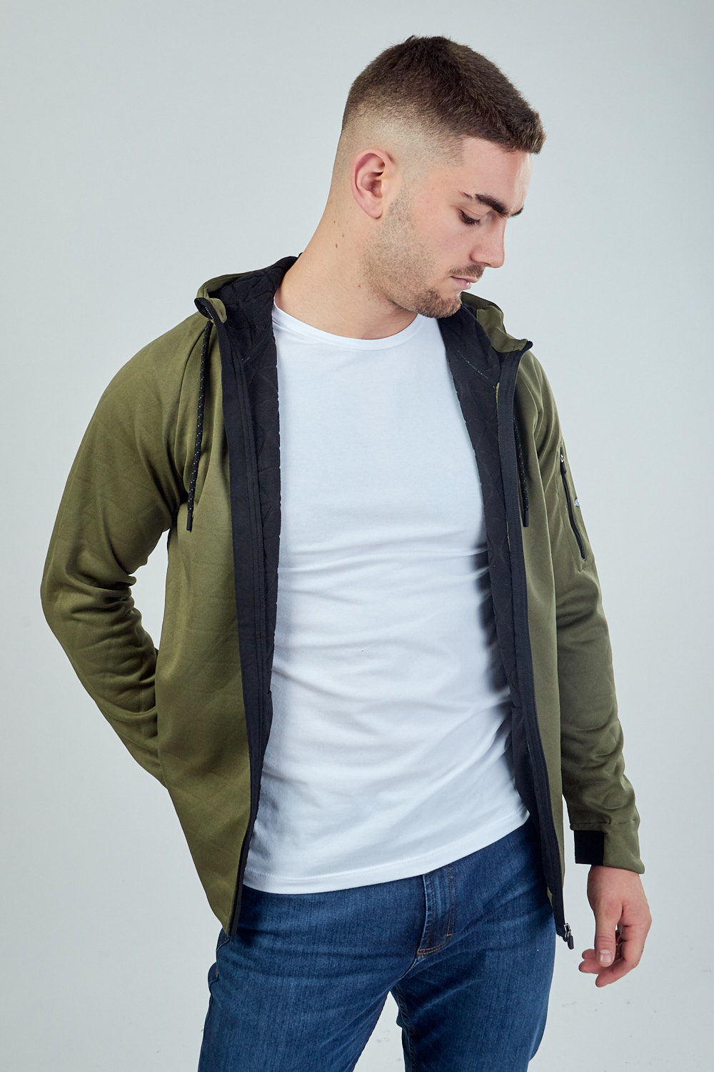 CAMPERA QUEST CAMPERA QUEST