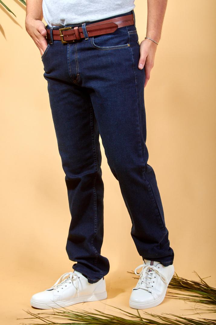 Sagoma Di Cartone Grandezza Naturale Kevin McCloud (Jeans) – Ritaglio Da Parete Per Feste, Scherzi E Regali – Altezza 190,5 Cm – Stampata In Alta Definizione