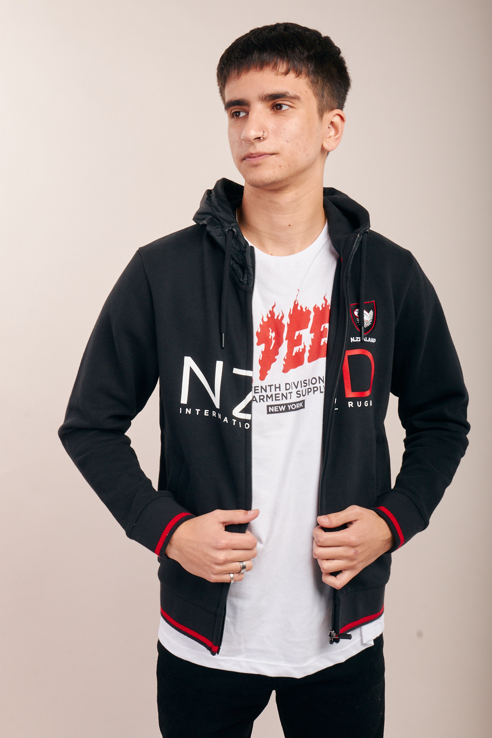 CAMPERA NOVEMBER CANGURO CAMPERA NOVEMBER CANGURO