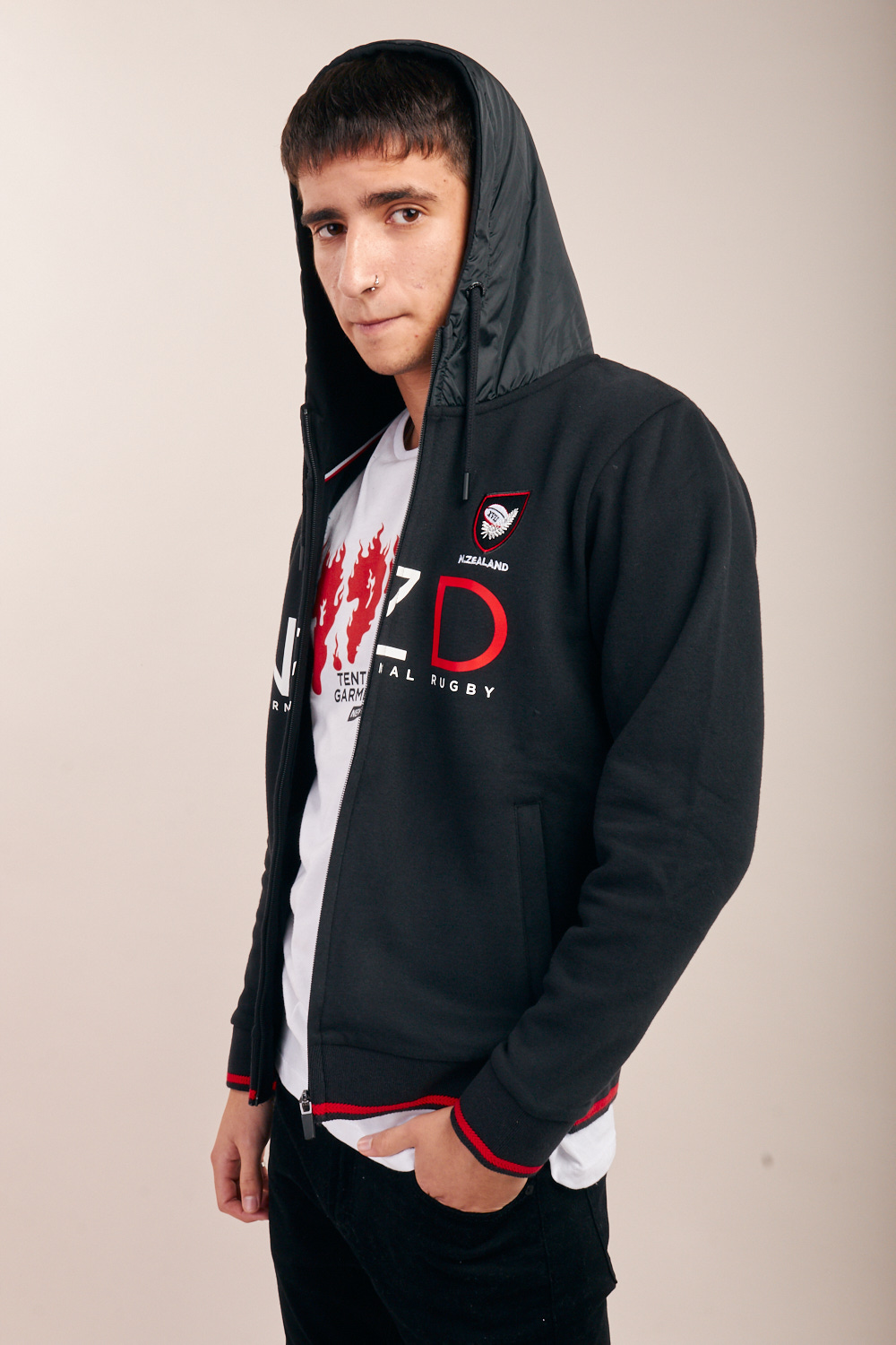 CAMPERA NOVEMBER CANGURO CAMPERA NOVEMBER CANGURO