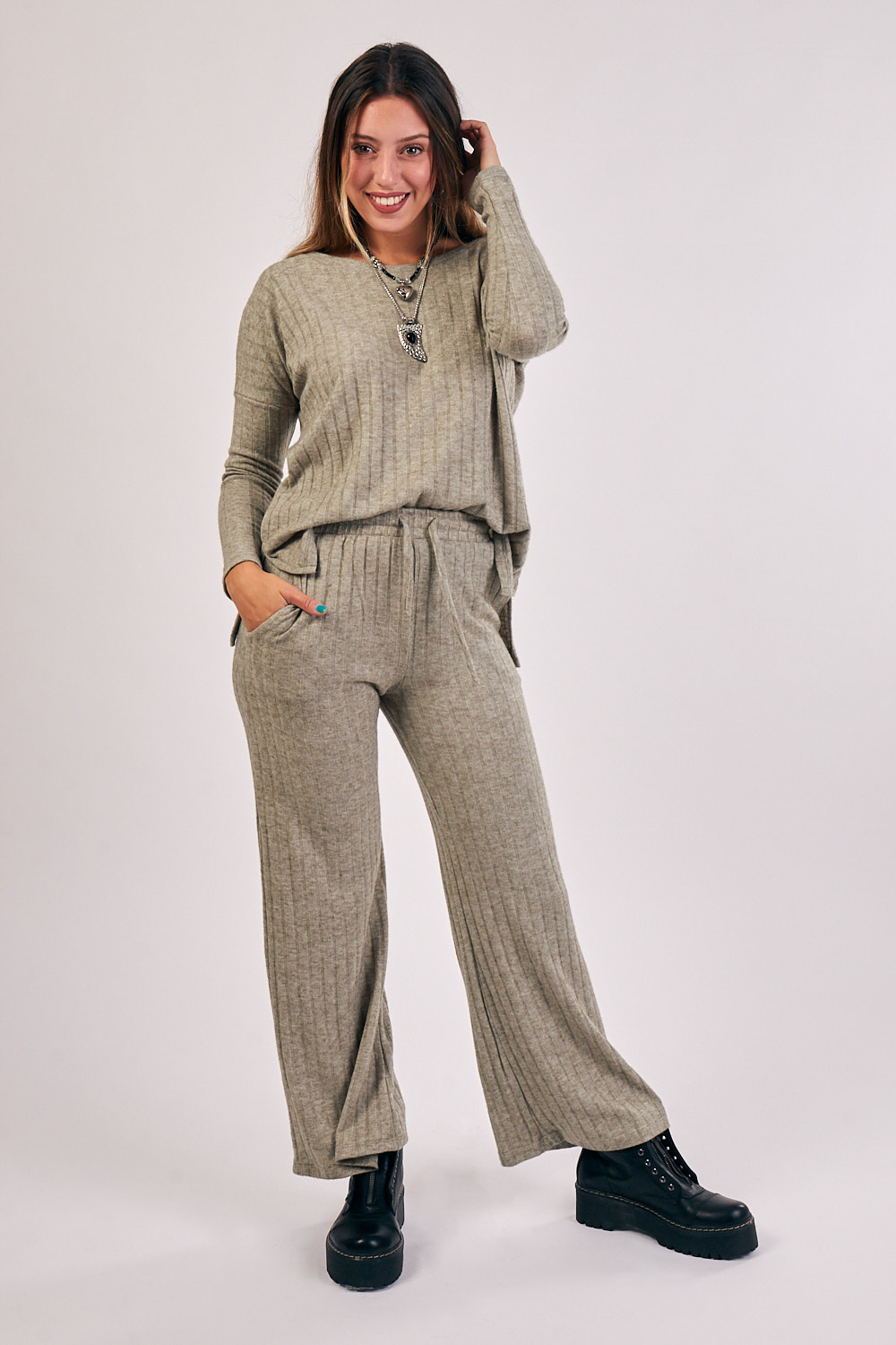 PANTALON ANDER LANILLA | Pantalones de Mujer | Kevingston Store | Nueva  Colección Online
