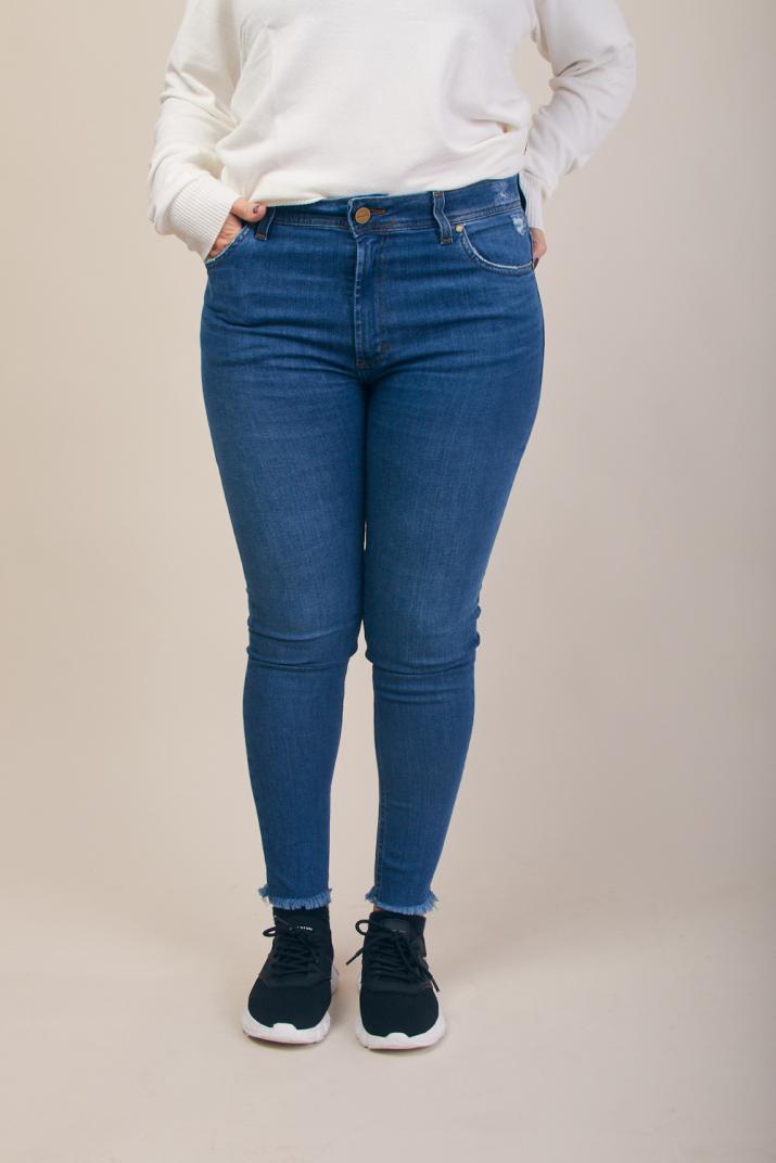 Jeans para mujeres: Classic, Slim, Special \u0026 Super Slim jeans